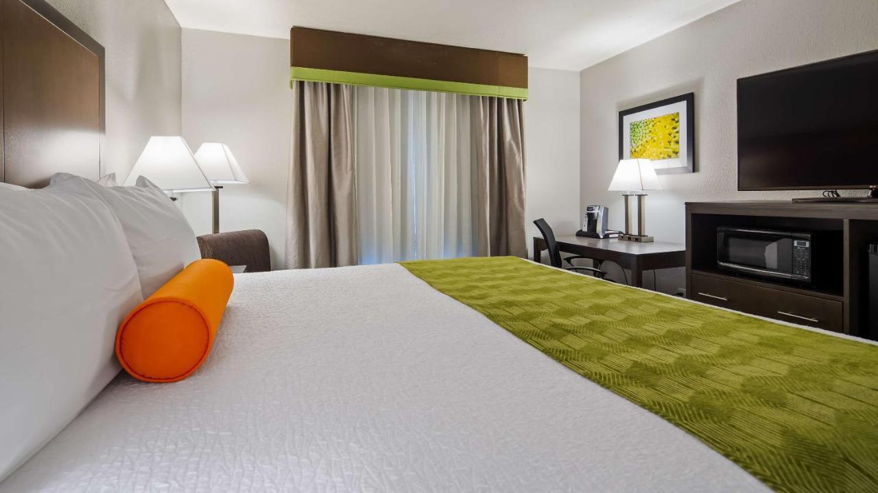 Best Western Plus Liberal Hotel & Suites Bagian luar foto