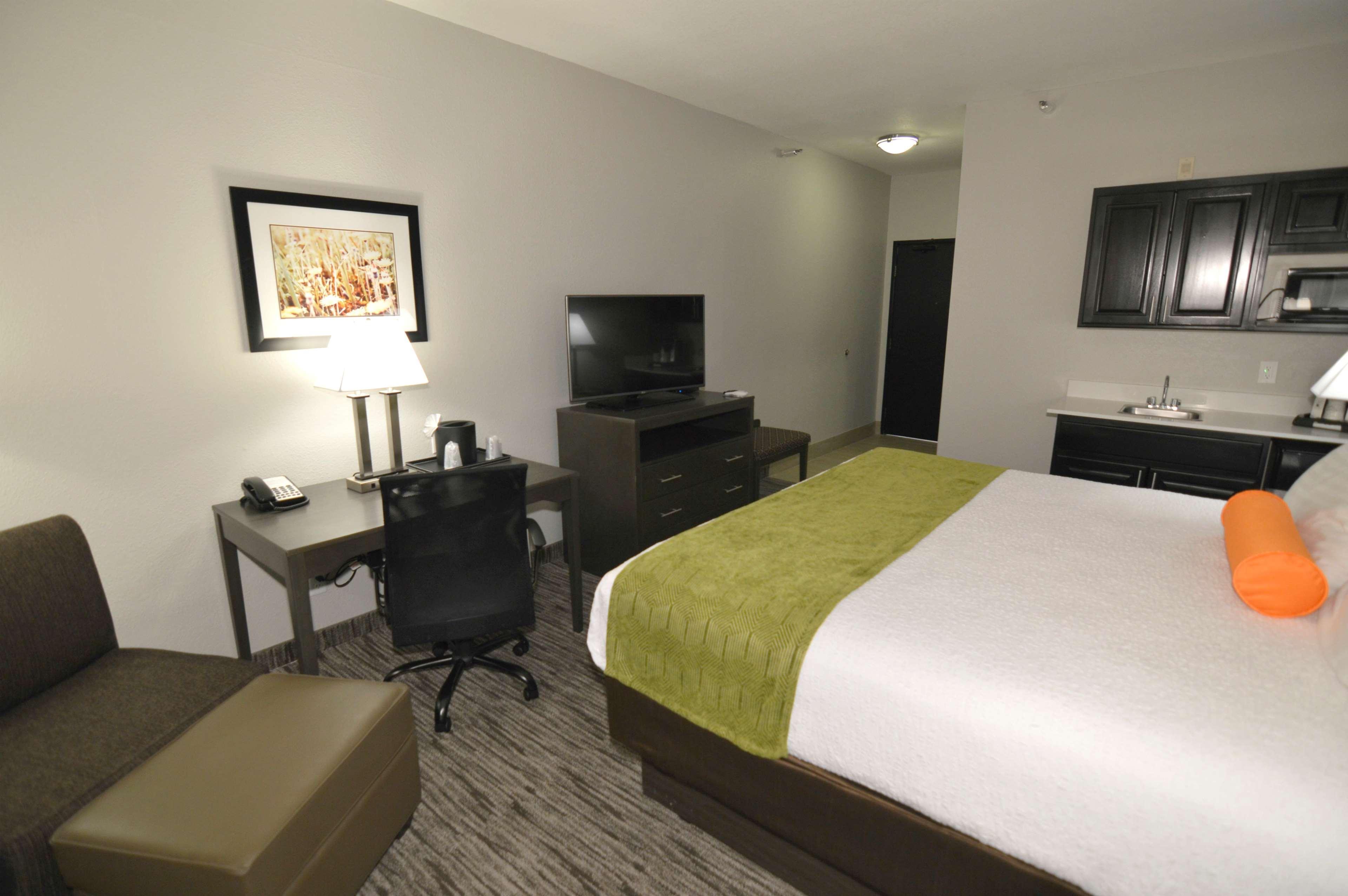 Best Western Plus Liberal Hotel & Suites Bagian luar foto