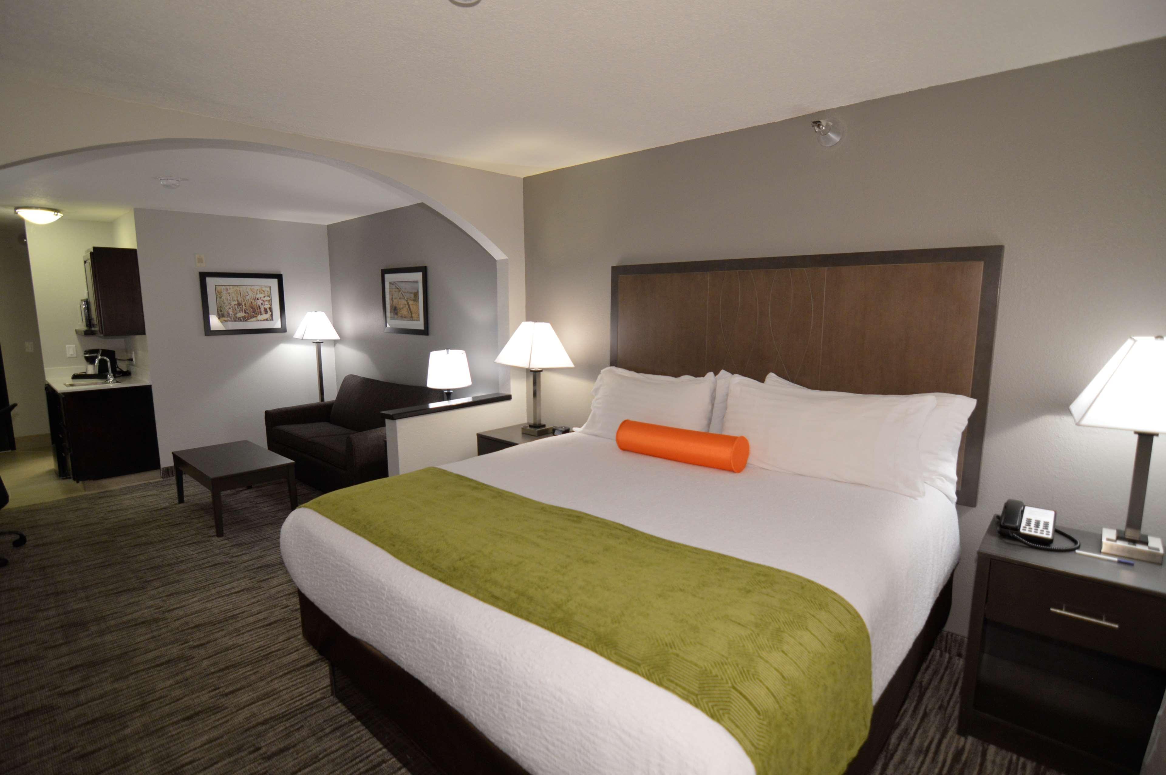 Best Western Plus Liberal Hotel & Suites Bagian luar foto